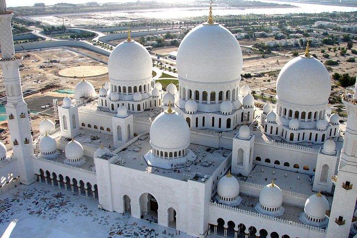 Visite privée d'Abu Dhabi avec thé Etihad et Louvre de Dubaï