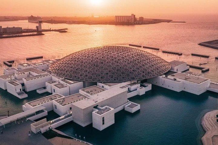 Visite de la ville d'Abou Dhabi avec le musée du Louvre au départ d'Abou Dhabi