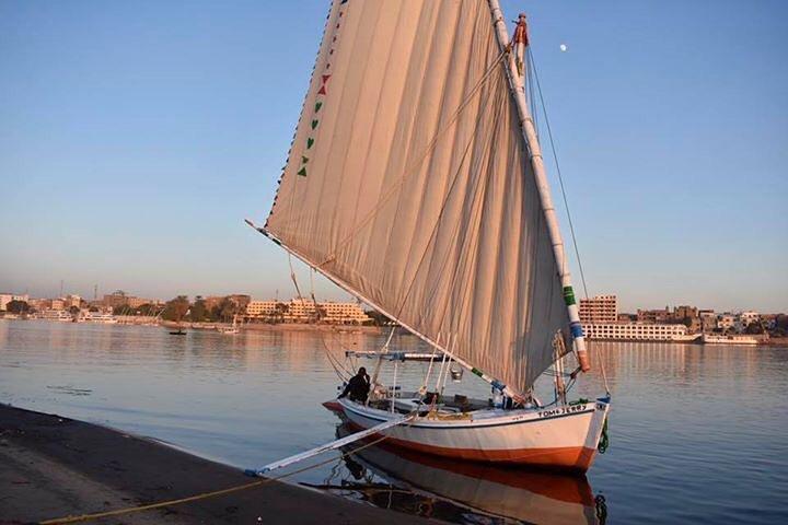 Luxor Overnatning fra Hurghada-safaga-el gouna-sahl hasheesh-makadi bugten.