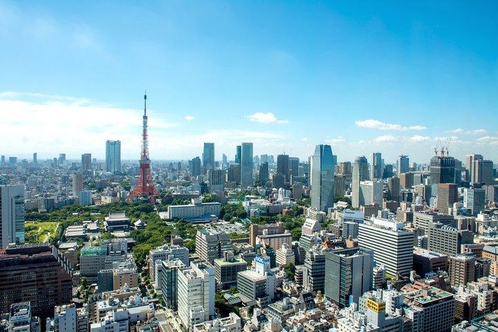 出発プライベート送迎：バンで東京から羽田空港HNDへ