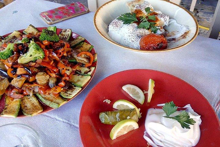 アテネの必需品、スニオン岬、ポセイドン神殿、素晴らしいランチ