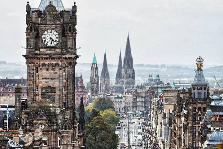 Greenock – Edinburgh Private city tour
