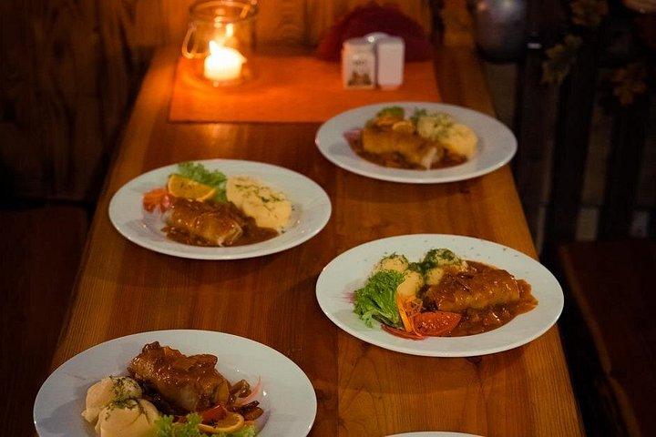 Krakow: 6-Course Full Polish Food & Vodka Tour
