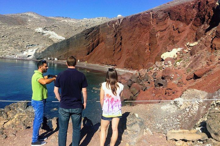 サントリーニ島の人気観光スポット：地元のガイドと行く5時間のカスタムプライベートツアー