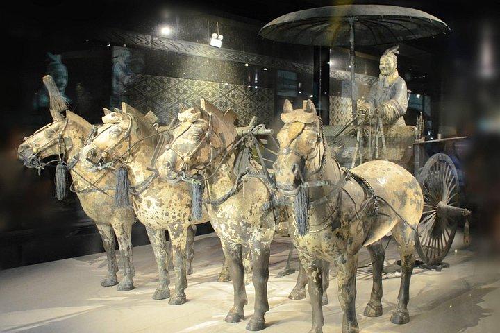 西安から兵馬俑と兵馬俑博物館への終日プライベートツアー