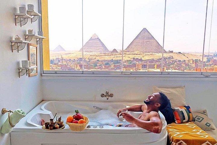 Private tour to the Giza pyramids, Sphinx, optional camel, lunch