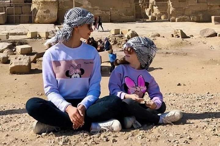Private tour to the Giza pyramids, Sphinx, optional camel, lunch