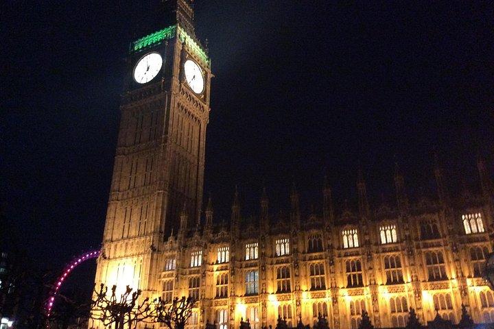 暗い時間 - 国会議事堂とチャーチル戦争の民間ツアー