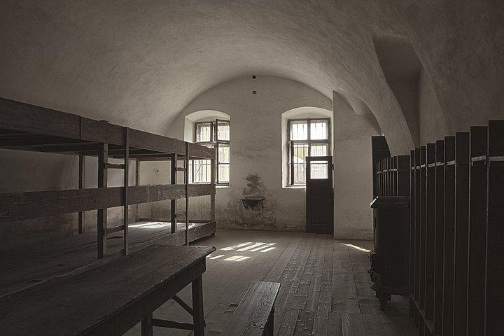 Excursion privée d'une demi-journée de Prague au camp de concentration de Terezín