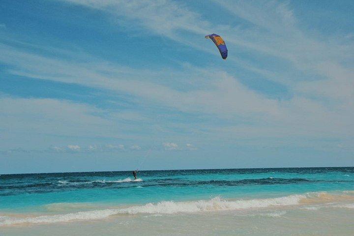 Group Kiteboarding Lesson in Tulum