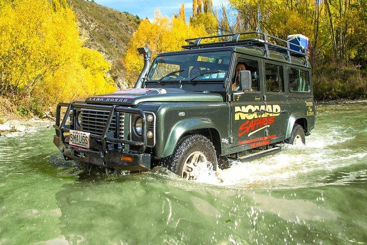 ロード・オブ・リングス4WDでクイーンズタウン湖を巡るツアー（全日）