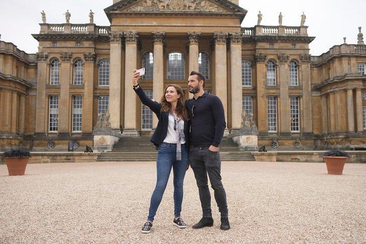 ロンドン発コッツウォルズとブレナム宮殿日帰り旅行