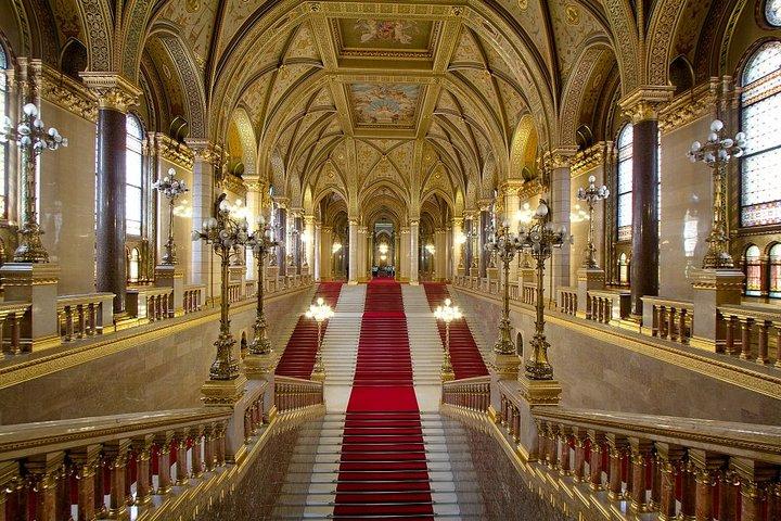 Visite historique privée de Budapest avec option d'entrée au Parlement