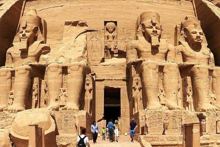 Aswan : Shared Guided Tour To Abu Simble Temples - Round Trip