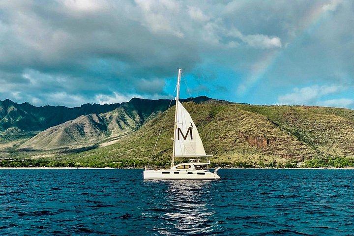 ヨットでオアフ島からプライベートシュノーケル旅行