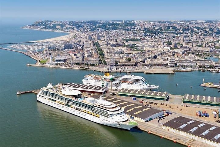 Private Transfer: Paris City to Port of LE HAVRE by Luxury Van