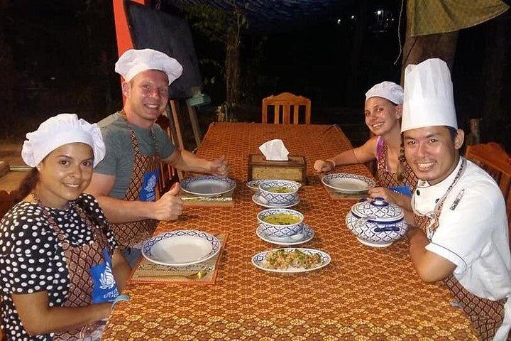 Koh Lanta Dinner Cooking Class With Thai Master Chef