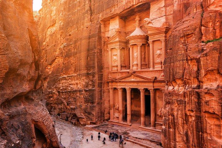 Romantic Tour In Petra