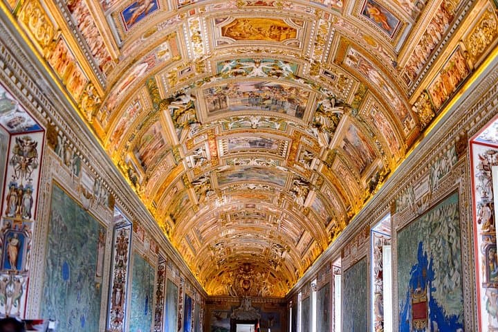 Vatican Museum skip the line ticket