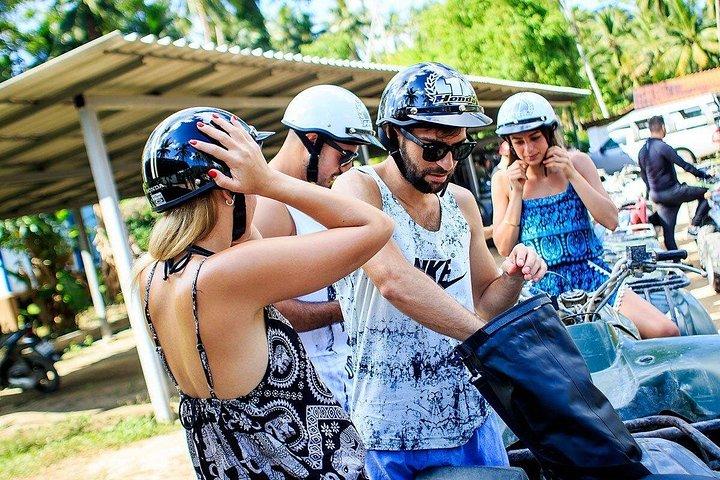 サムイ島からの2時間のATVクワッドバイク人気ツアー