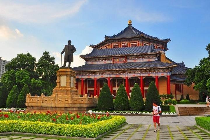 Höhepunkte der muslimischen Tagestour in Guangzhou: Guangta-Moschee, Grab des muslimischen Weisen und Stätten