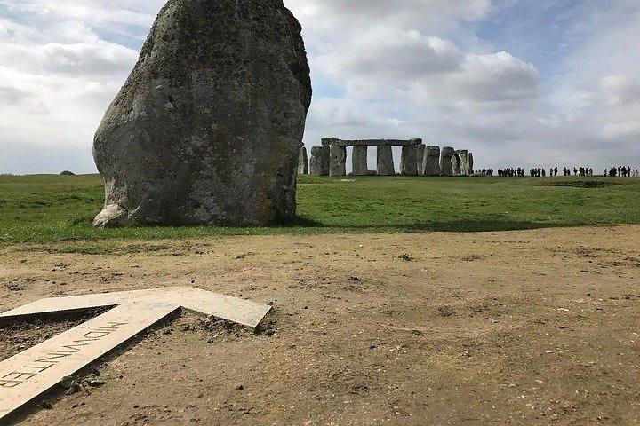 Visite privée de Salisbury Magna Carta Stonehenge et Bath