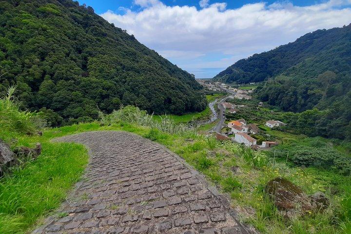 Escursione a Sanguinho, cascata Salto do Prego e sorgenti termali Furnas