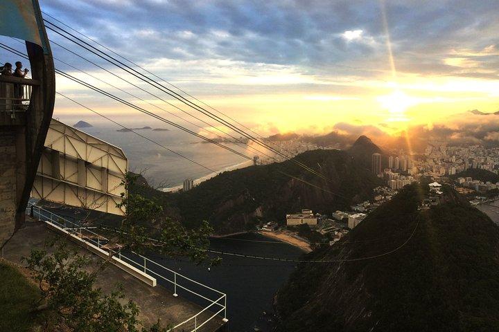 O pôr-do-sol em Sugarloaf. Tour de 3 horas.