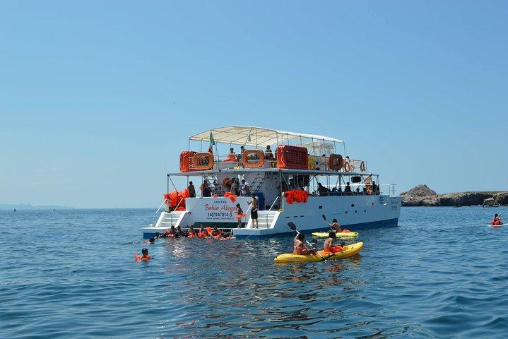Islas Marietas - Incredible Tour Catamaran från Puerto Vallarta