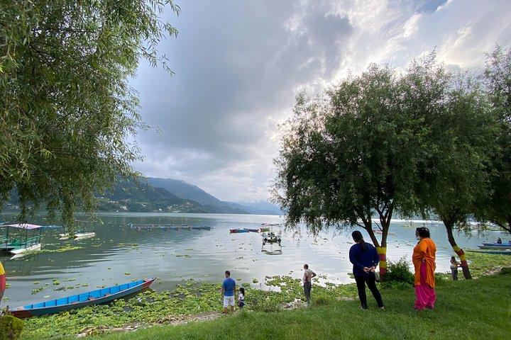 Besuchen Sie den Fewa Lake, Devis Fall- und Hängebrücke