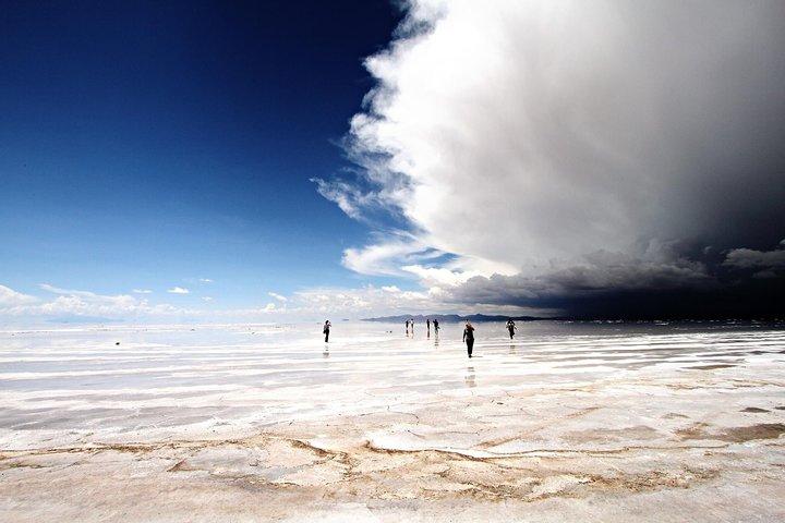 Esperienza di 4 giorni presso l'Uyuni Salt Flat da San Pedro de Atacama