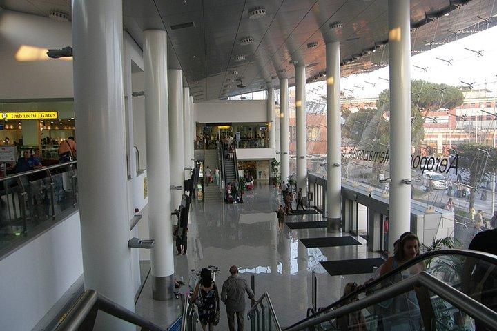 Transfert privé à l'arrivée ou au départ à Naples (prise en charge à l'hôtel ou à l'aéroport)