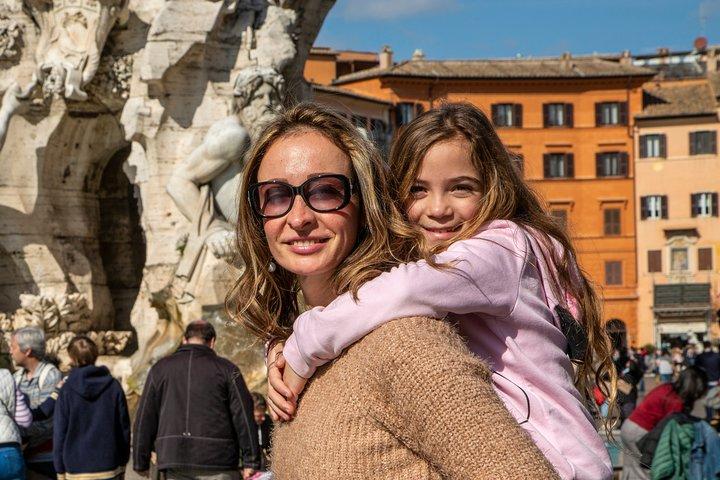 ジェラートとピザのあるローマの必見スポットの子供向けイブニング ツアー