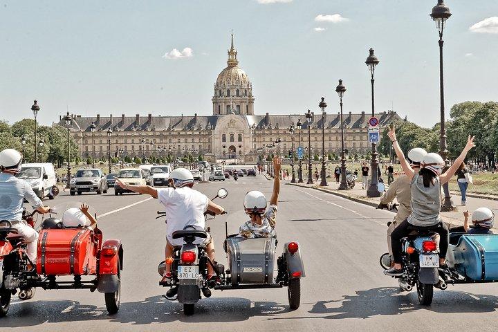 Paris Highlights city tour em uma motocicleta vintage Sidecar