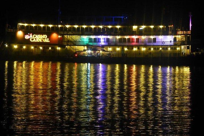 Goa di notte - Sightseeing, crociera e cena a bordo