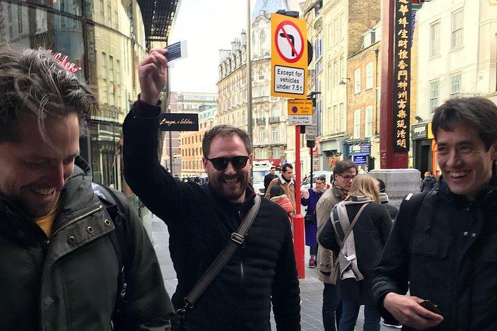 Teatralsk Scavenger Hunt, med en karaktervært