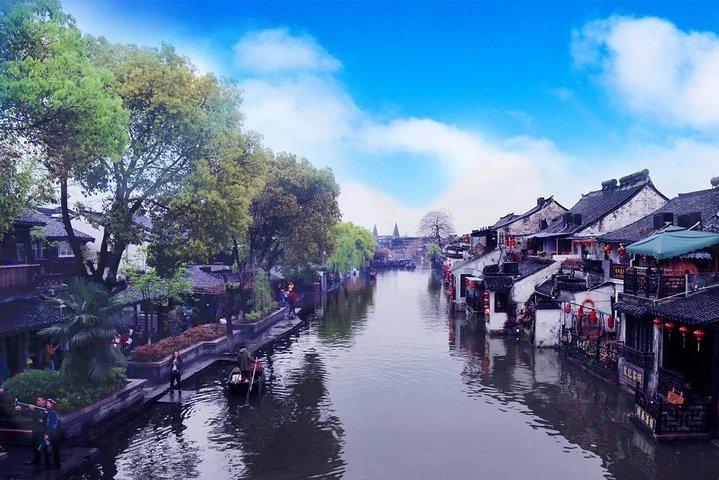 Suzhou Six Arts Museum e Lili Ancient Water Town Tour Privado saindo de Xangai