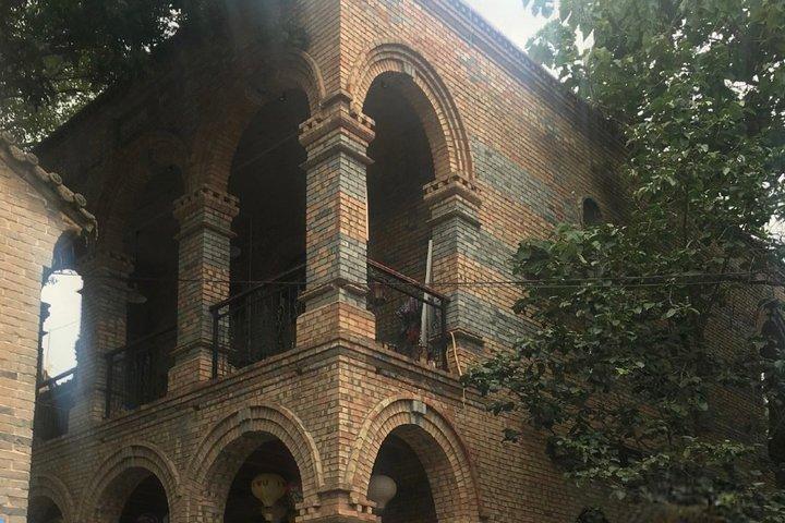 Private Day Tour naar Yuanjia Village vanuit Xian: Han Costume Class, Cave House etc