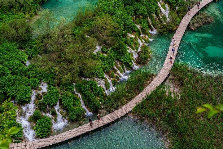 Fuggi dalle magiche cascate di Krka in un tour privato di un'intera giornata