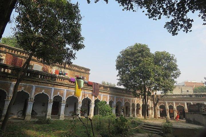 Tour Ancient Varansi di E-Rickshaw