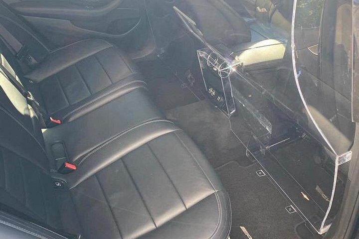 高級車で一日のパリ​​のショッピング