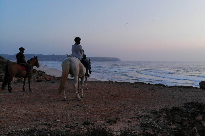Bordeira Beach - Ridetur ved solnedgang