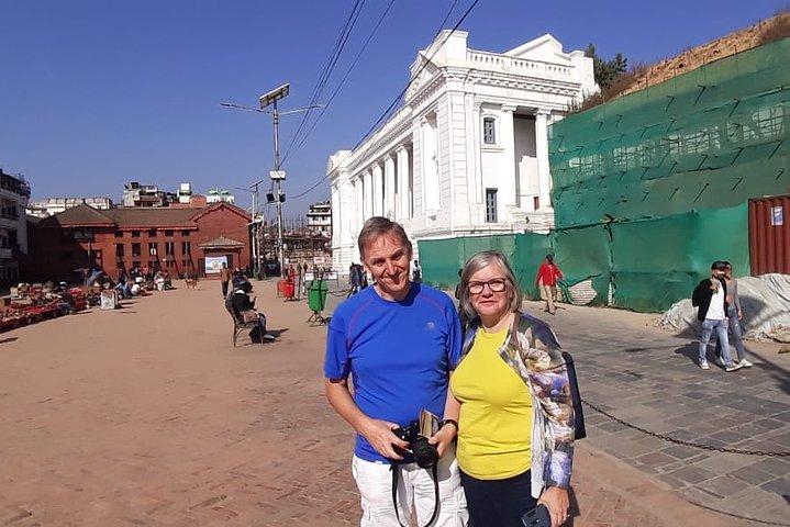 Kathmandu City, Pokhara City, Nagarkot en Sarangkot Sunrise Combo Tour