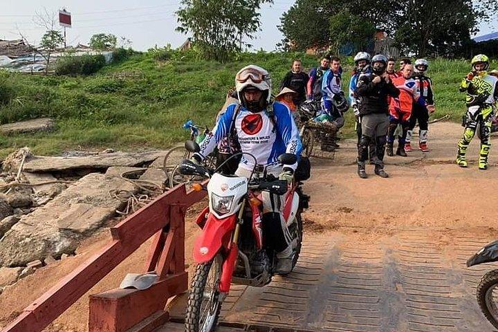 Ha Giang Dirt Bike - fuoristrada 4 giorni + camera privata - piccolo gruppo