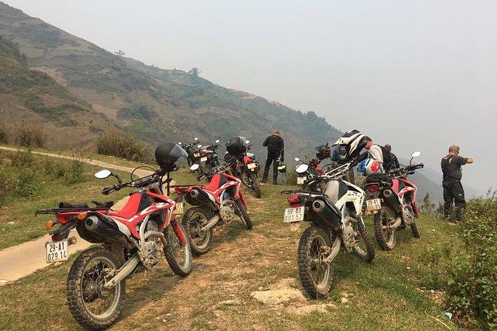 Ha Giang Dirt Bike - fuoristrada 4 giorni + camera privata - piccolo gruppo