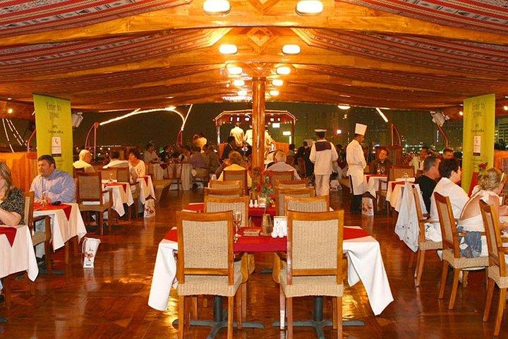 Dhow Cruise Dinner am Creek mit Unterhaltungsshows