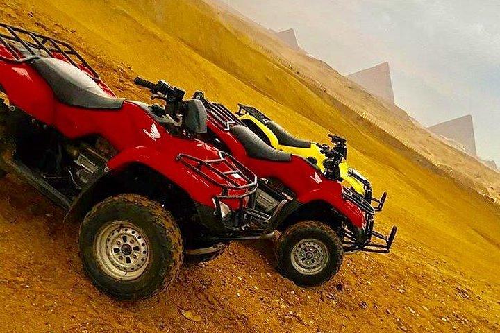 Quad ATV rund um die Wüste von Gizeh Pyramiden