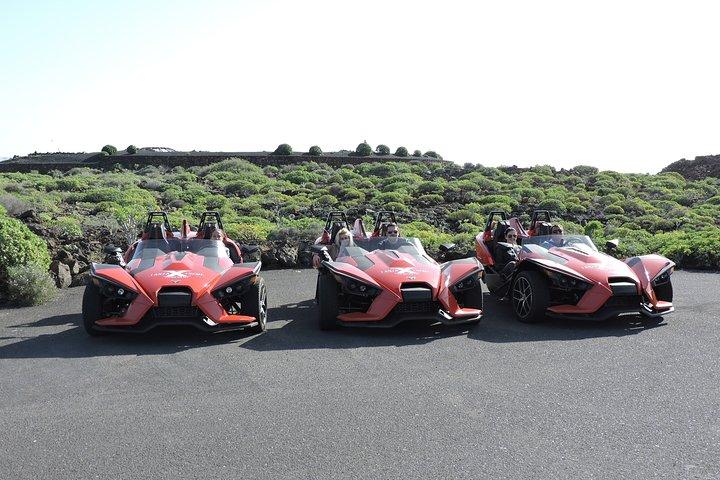 ランサローテ島周辺のポラリス スリングショットによる 3 時間のガイド付きツアー