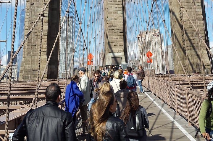 Private Guided Walking Tour of the Brooklyn Bridge and DUMBO