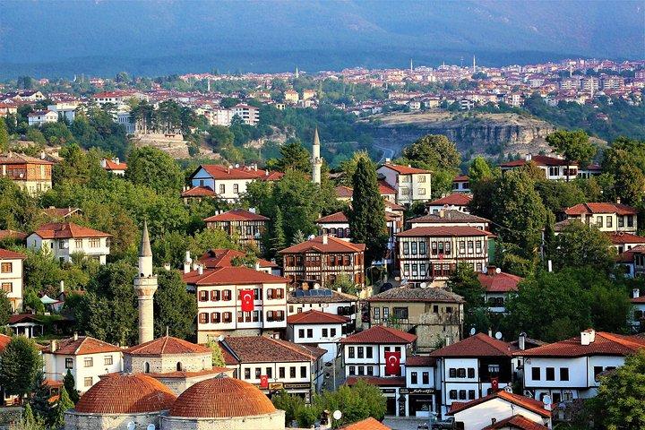 Privétransfers Ankara City of Esenboga Airport van/naar Safranbolu Town